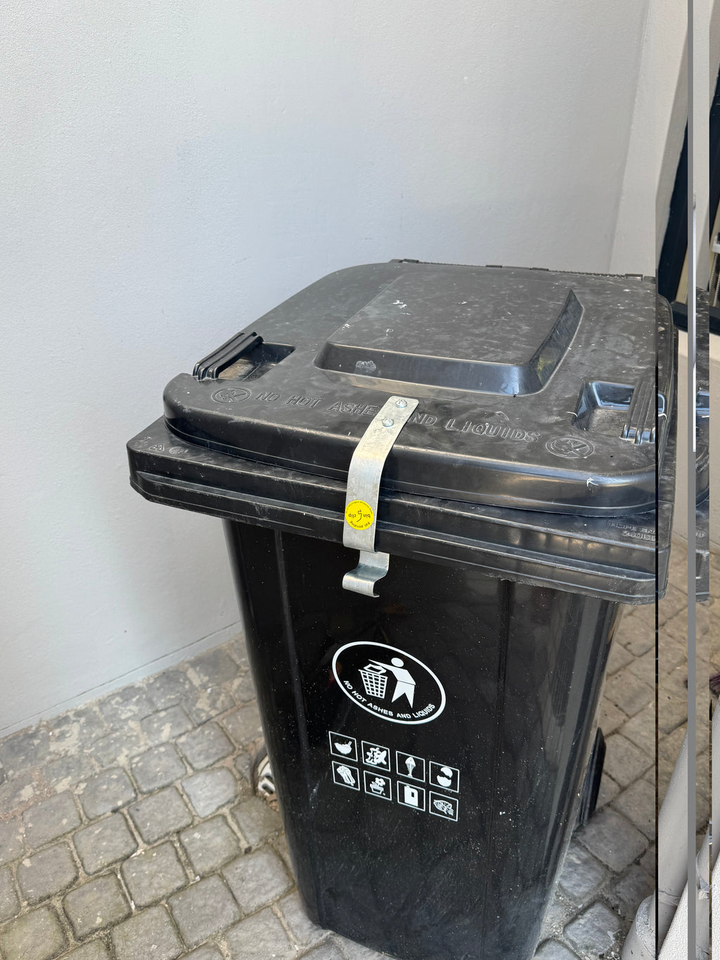 Baboon Proof Bin Clip